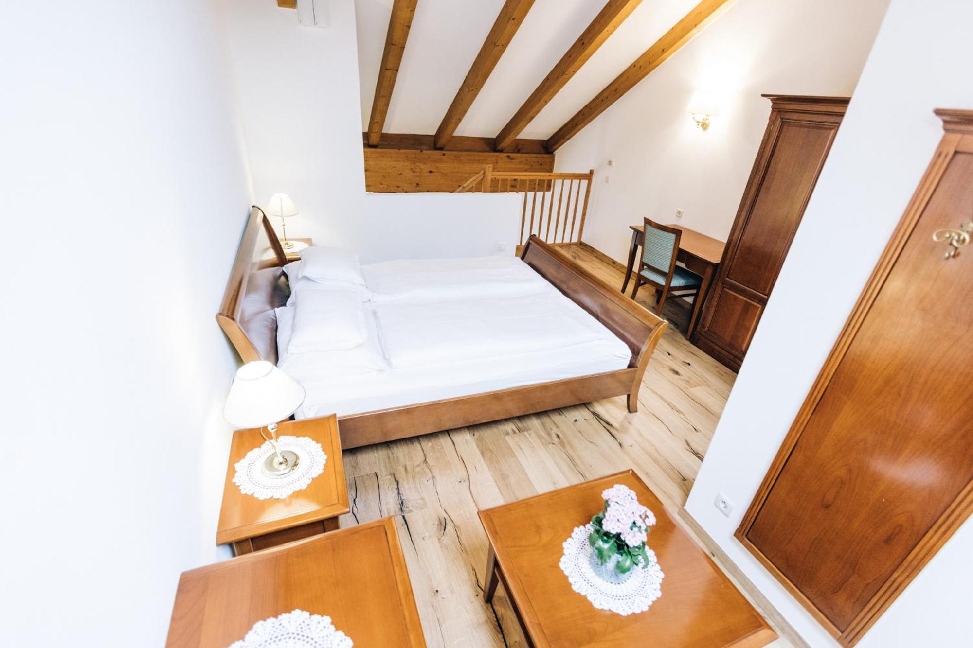 Hotel Tenz 2025 Montagna Εξωτερικό φωτογραφία