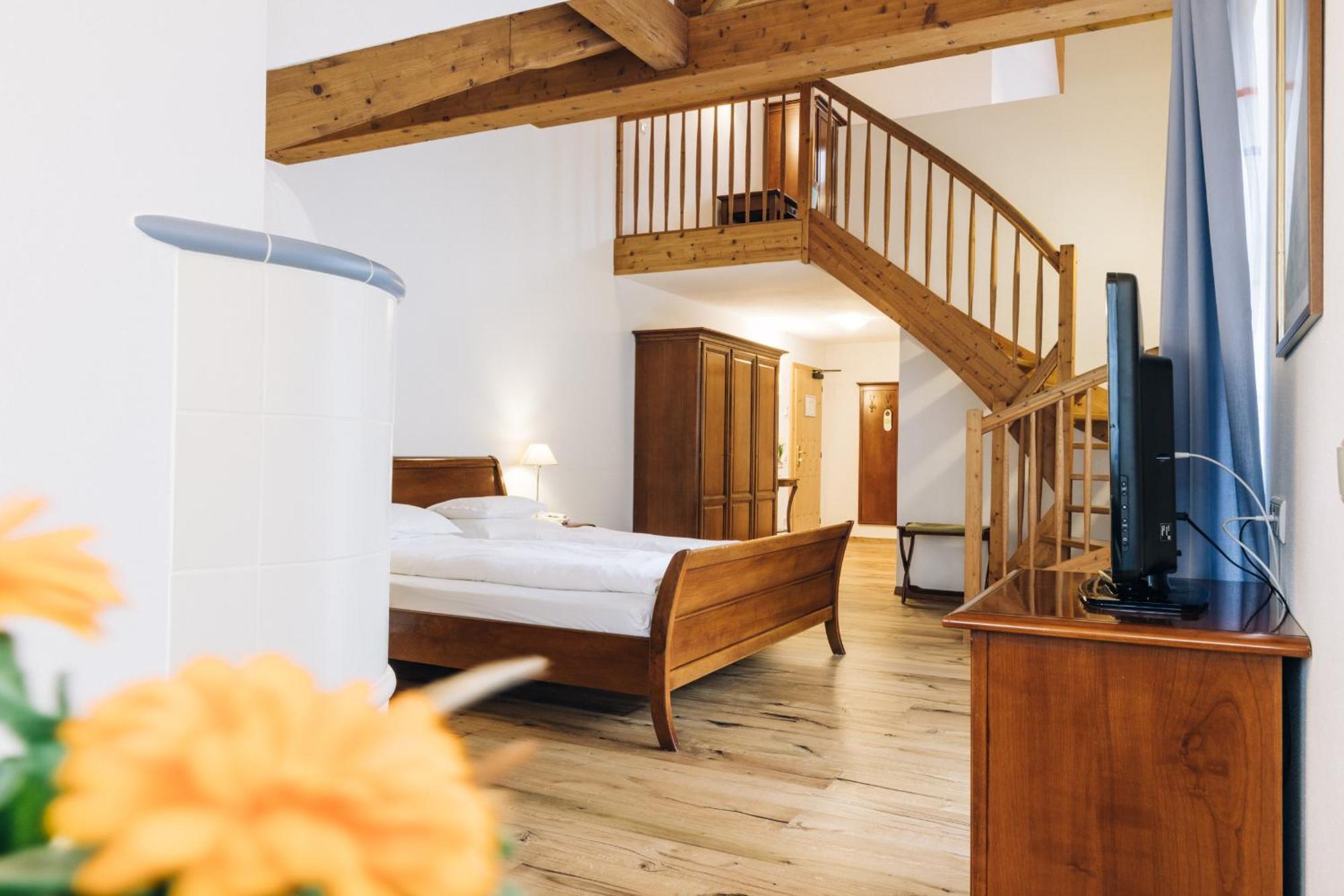 Hotel Tenz 2025 Montagna Εξωτερικό φωτογραφία