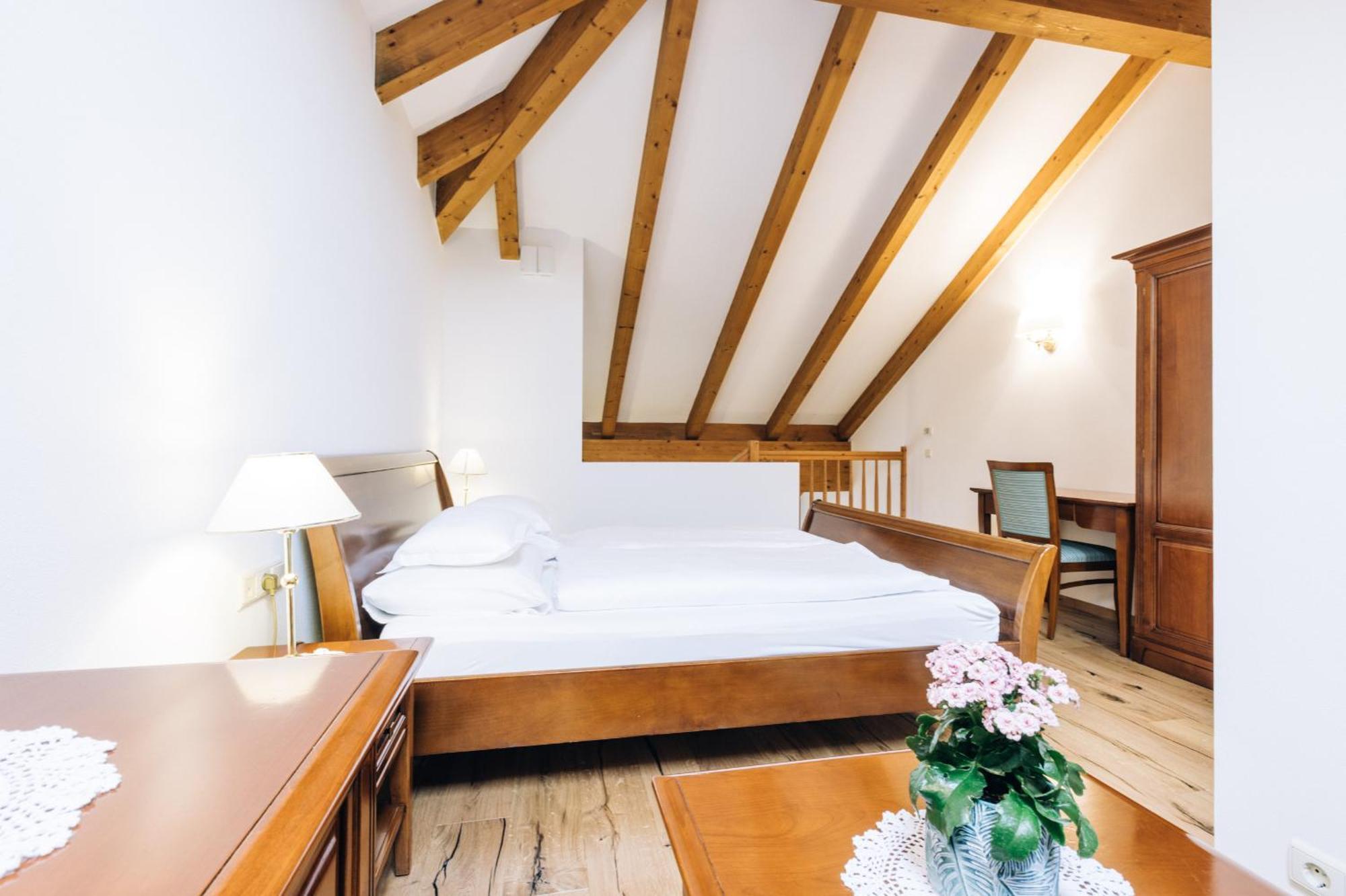 Hotel Tenz 2025 Montagna Εξωτερικό φωτογραφία